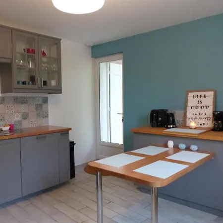 Tatil Evi Jenzat, 4 Pieces, 6 Personnes - Fr-1-489-240 Jenzat