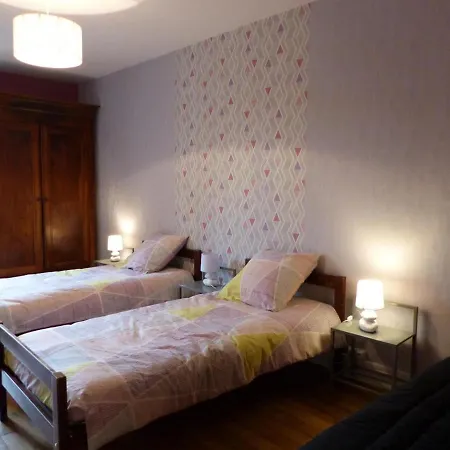 Jenzat, 4 Pieces, 6 Personnes - Fr-1-489-240 Tatil Evi Jenzat